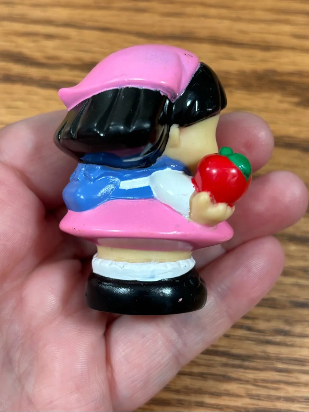 Vintage FISHER PRICE Little People Sonya Lee School Girl Apple Toy 2001 Mattel